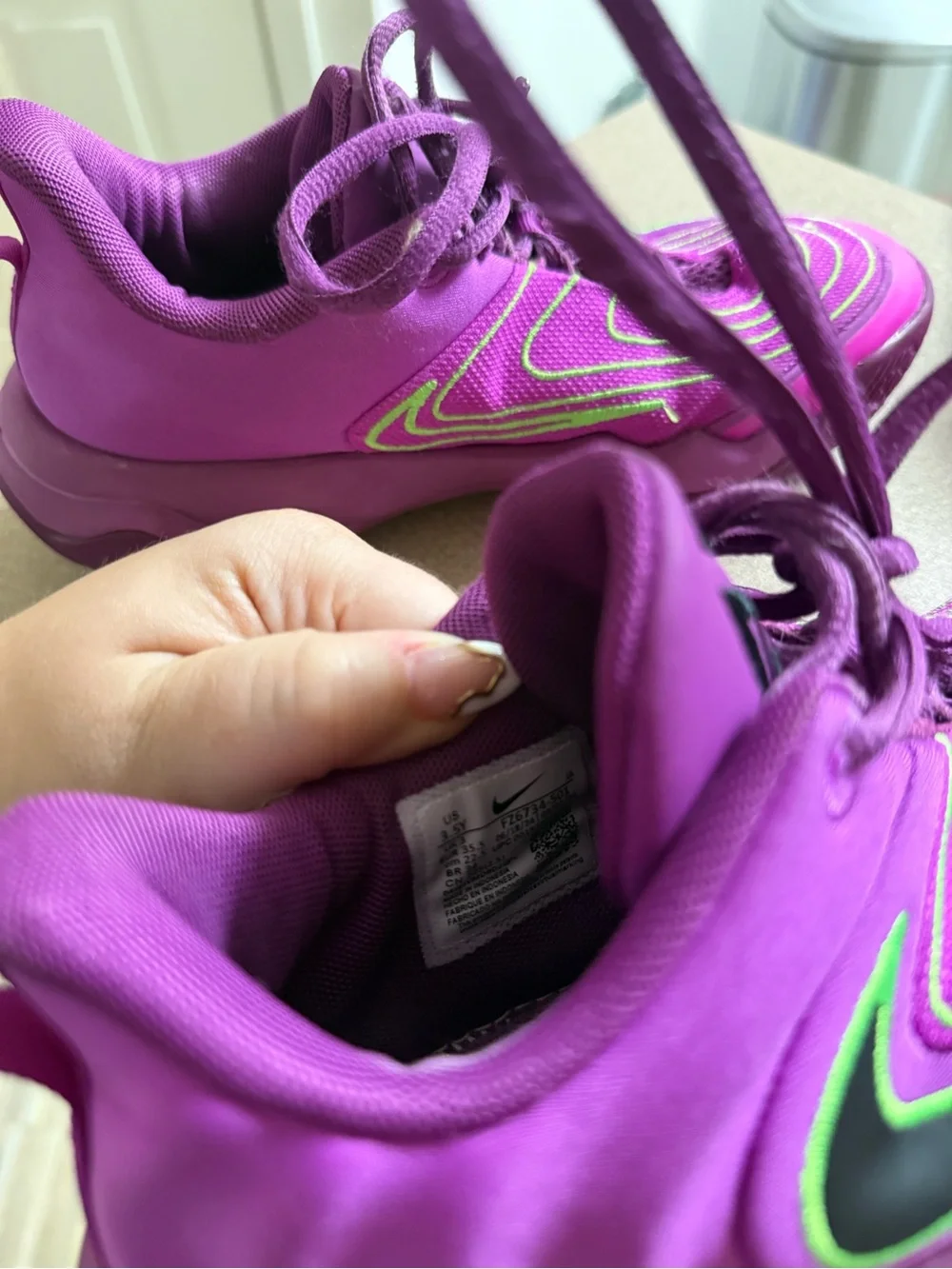 Nike Youth Giannis Immortality 4 Hyper Violet Basketball Shoes 3.5Y